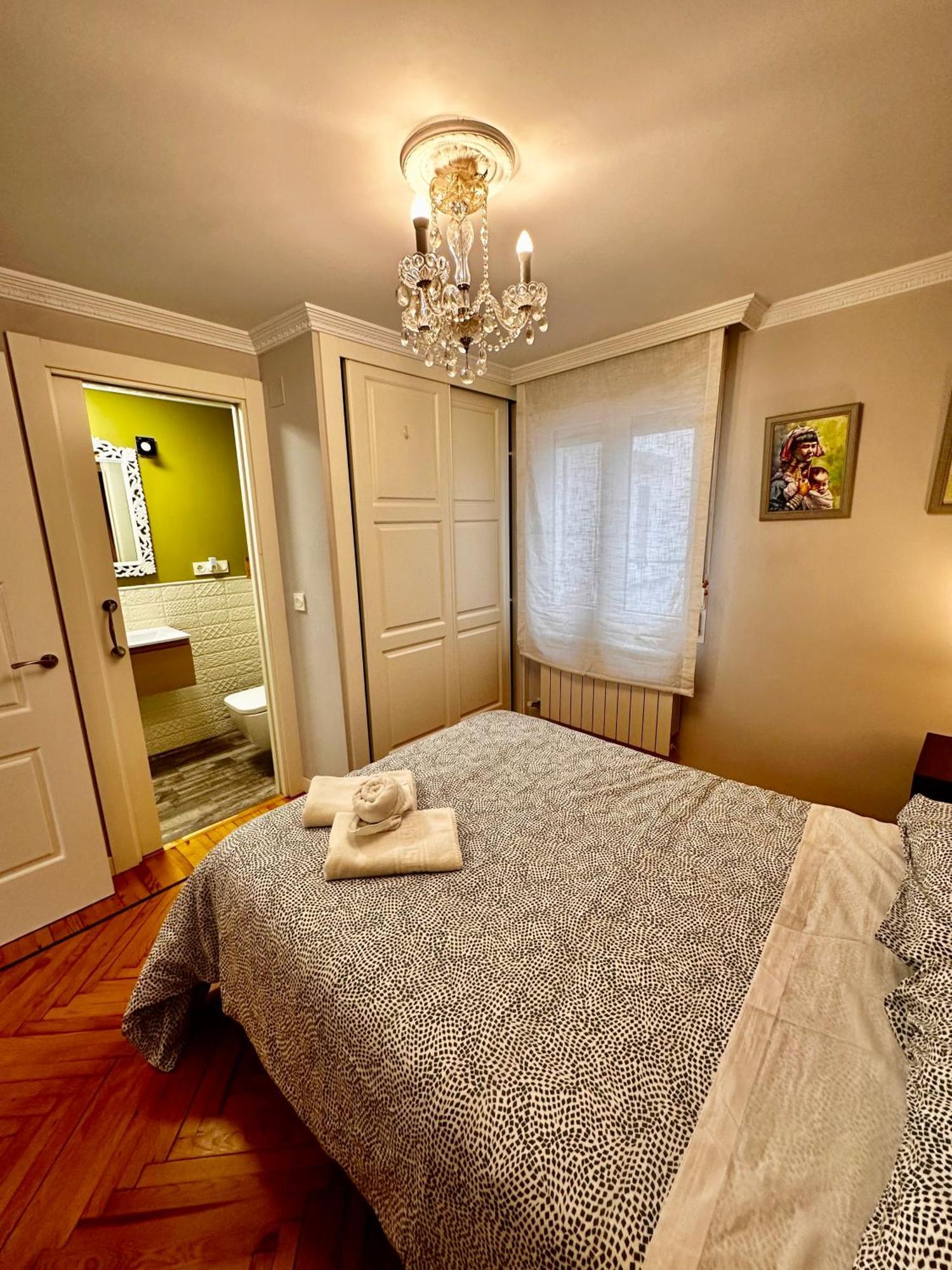 Atuaire Home Vista Catedral De Burgo מראה חיצוני תמונה